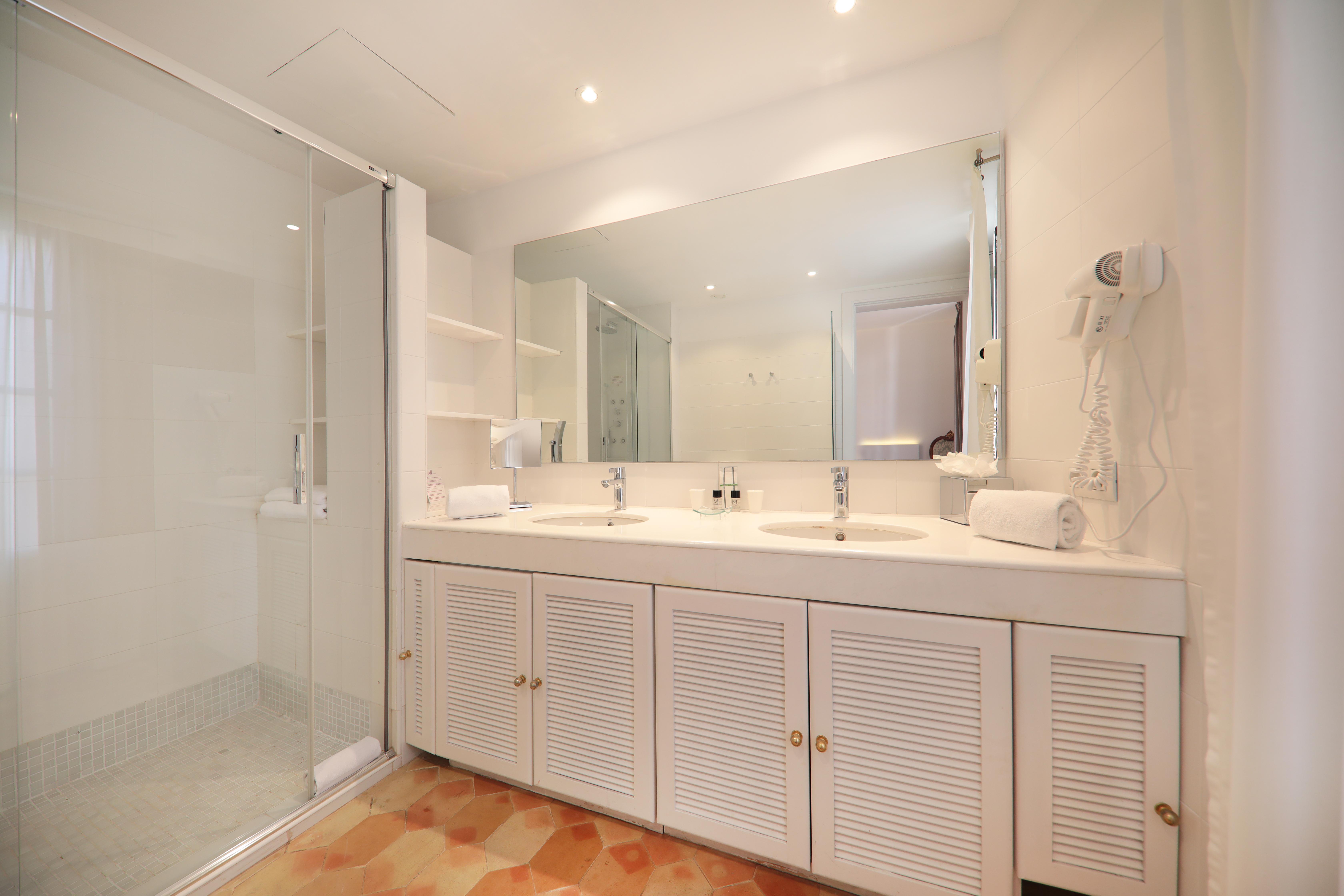 Ah Art Hotel Palma Bagian luar foto