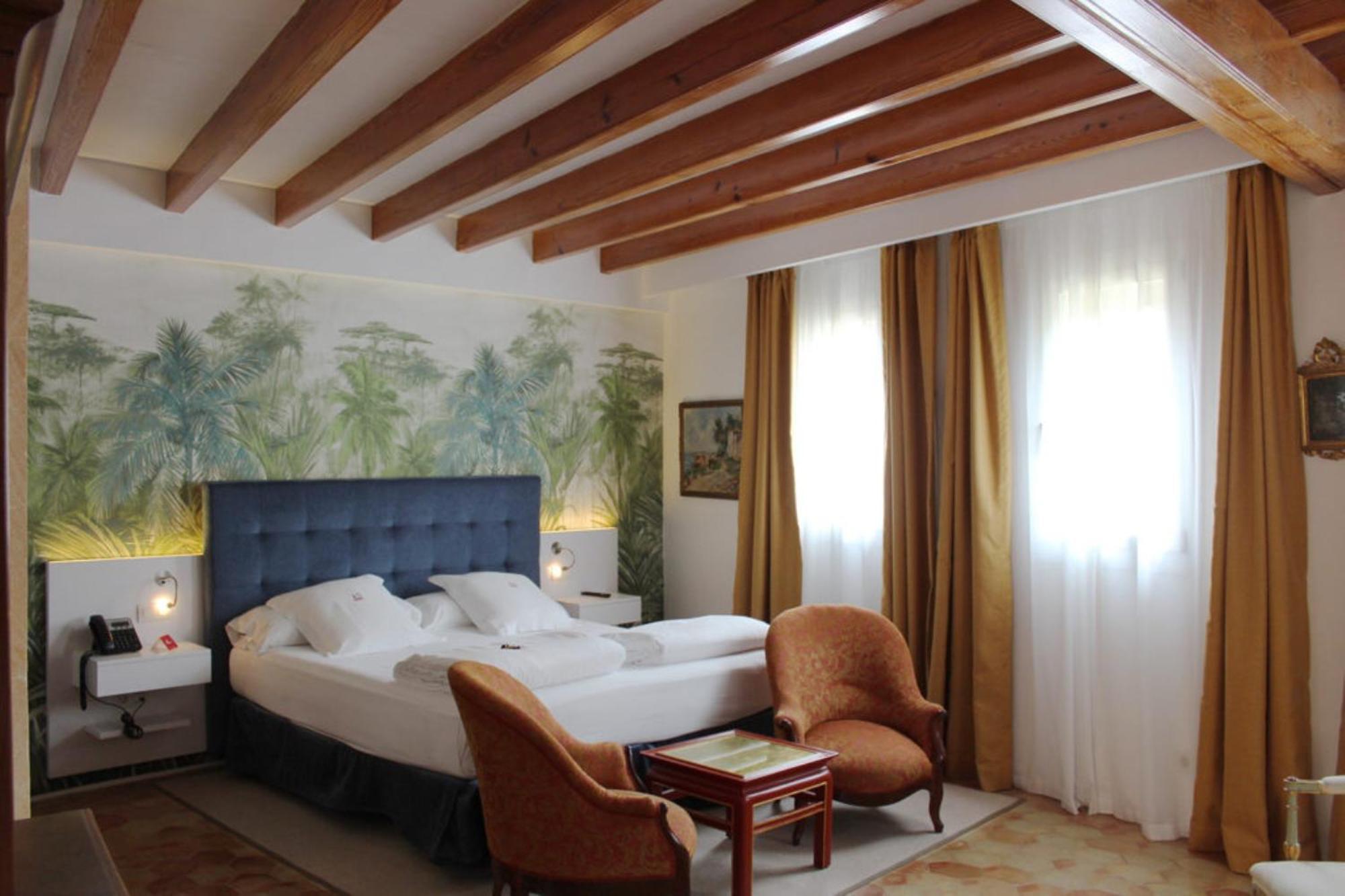 Ah Art Hotel Palma Bagian luar foto