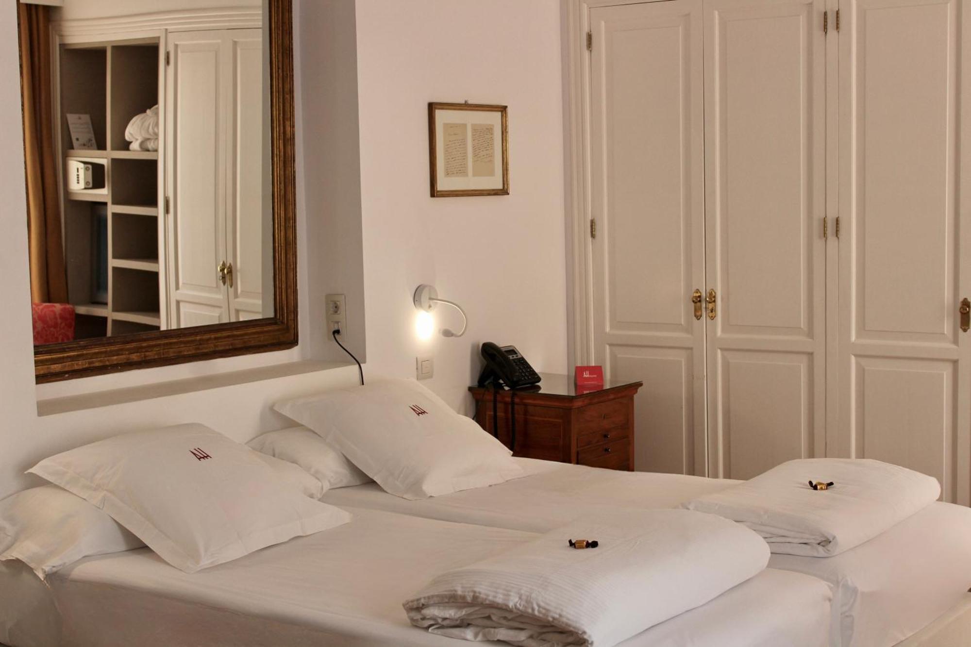 Ah Art Hotel Palma Bagian luar foto