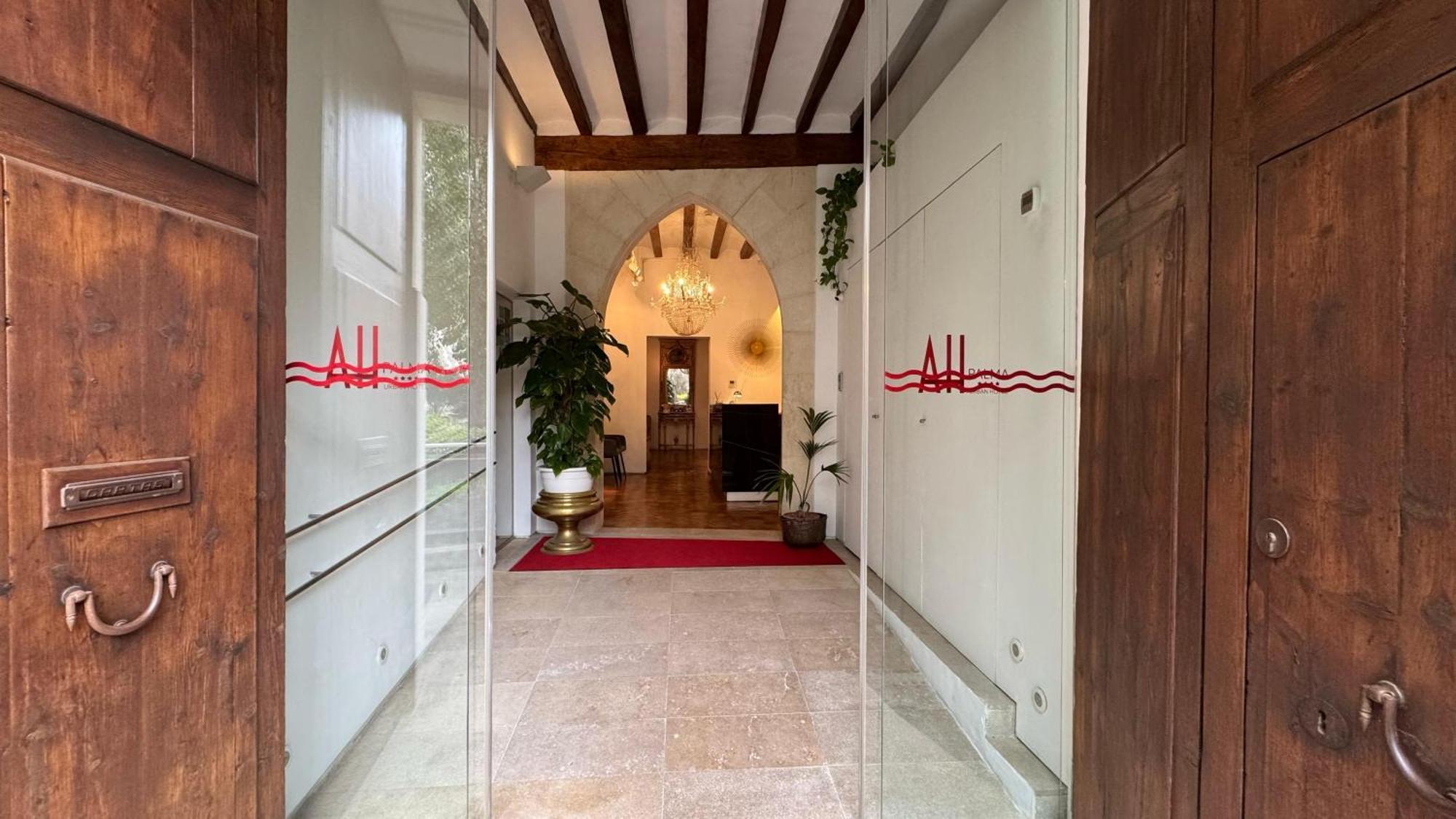 Ah Art Hotel Palma Bagian luar foto